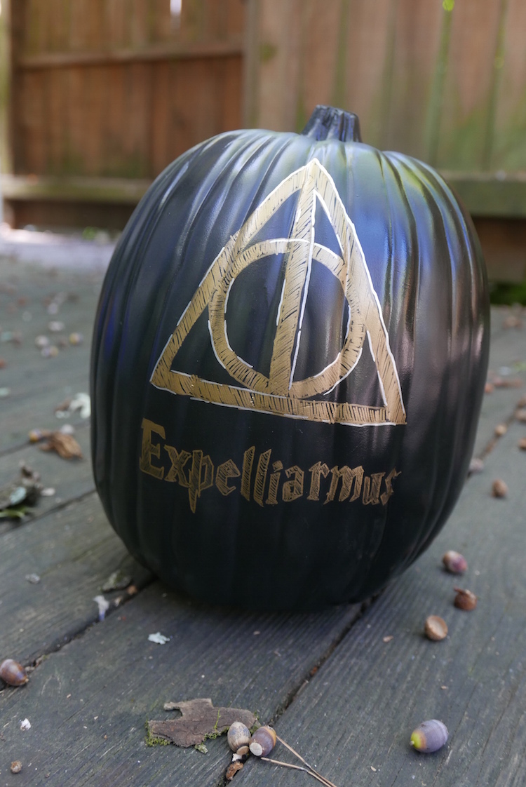 hogwarts-pumpkin-back-to-blog